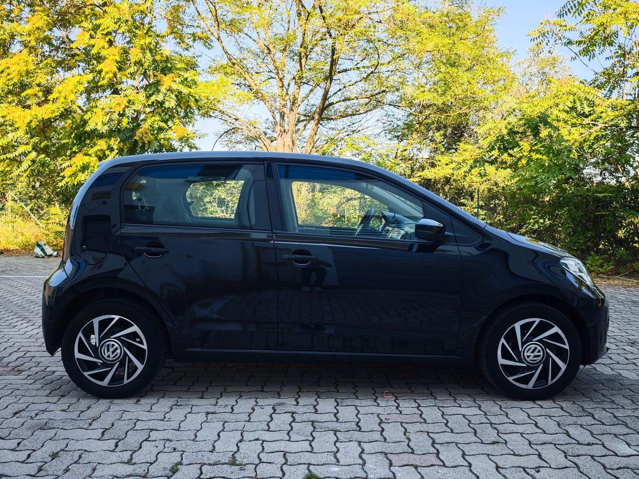 Volkswagen up! 1.0 5p. move