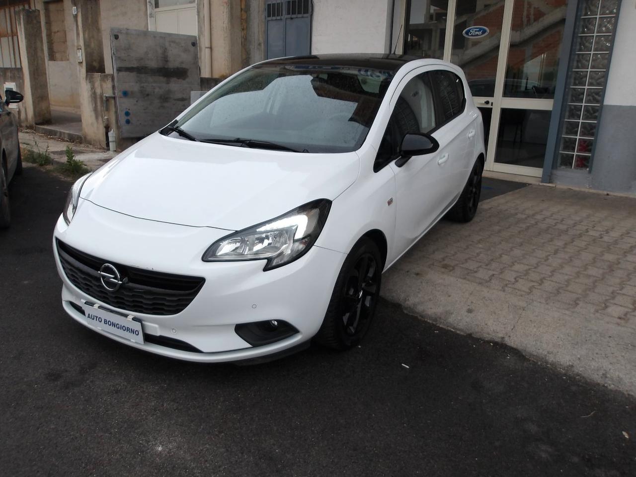 Opel Corsa 1.2 Black Edition ( AUTOCARRO)