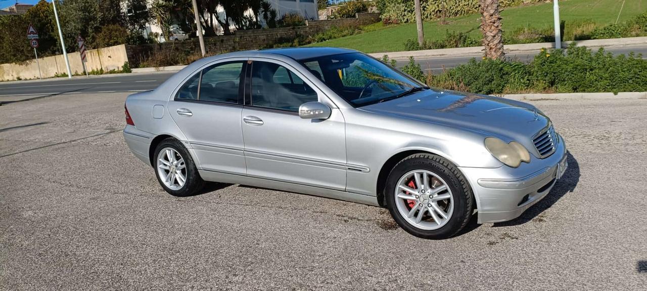 Mercedes-benz C 220 CDI cat Elegance