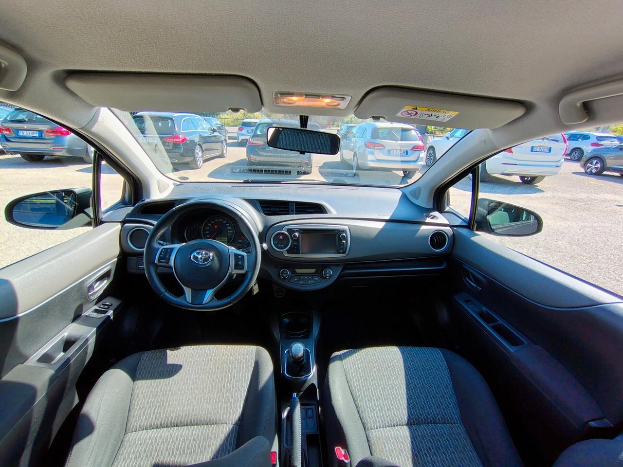 Toyota Yaris 1.0 5 porte Lounge