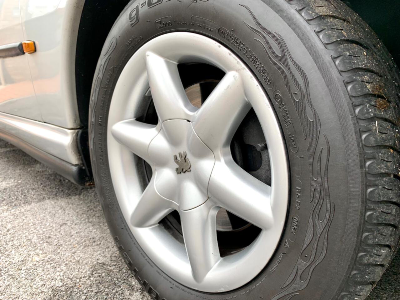 Peugeot 406 2.0 16V NEOPATENTATI