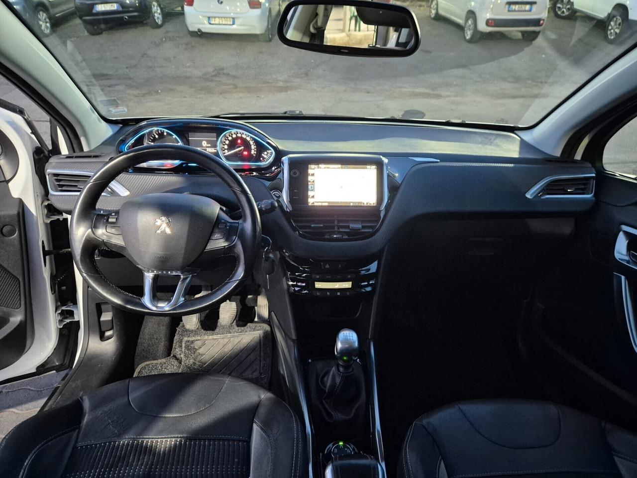 Peugeot 2008 BlueHDi 100 S&S Allure
