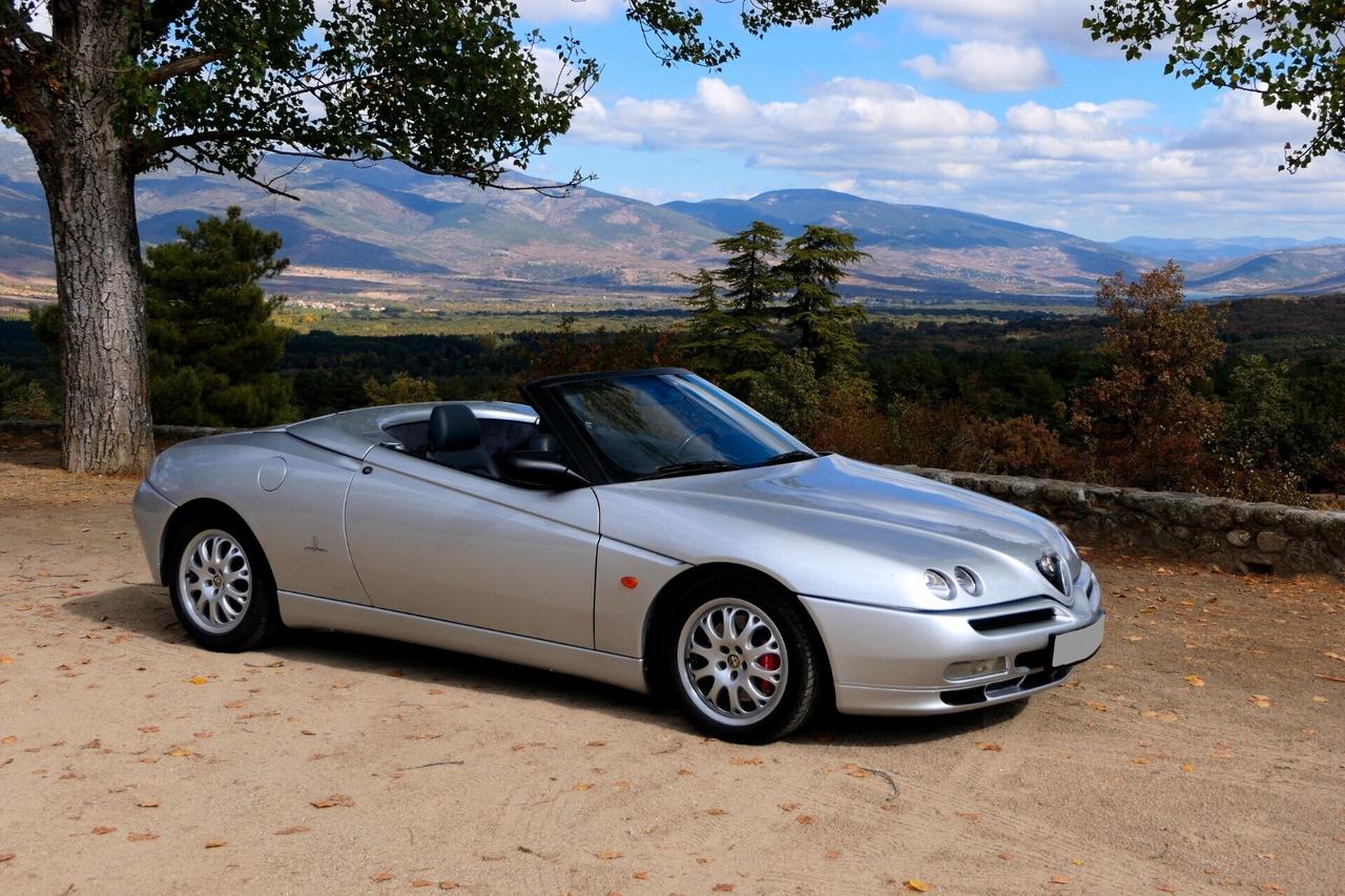 Alfa Romeo Spider 3.0i V6 24V cat L