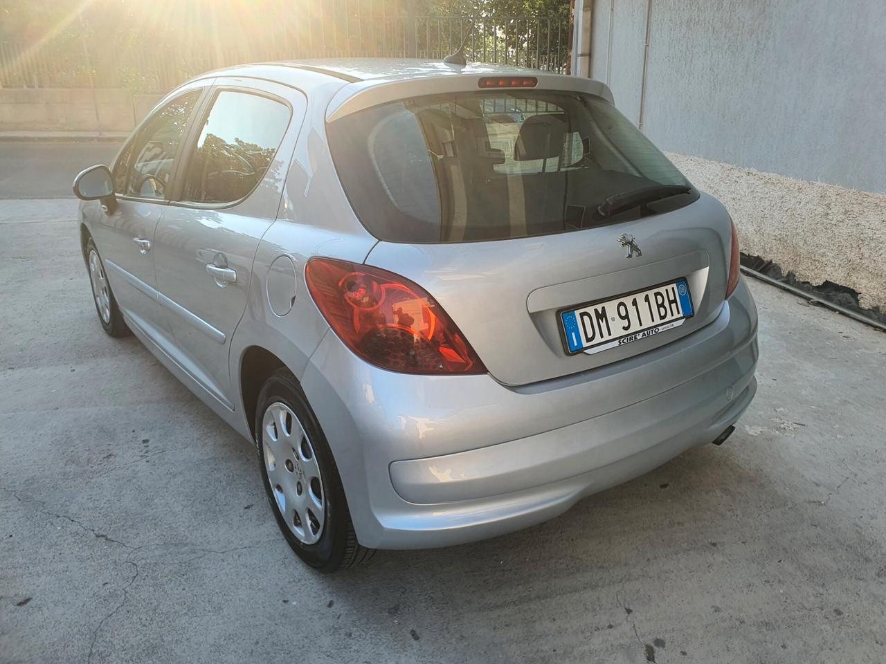 Peugeot 207 1.6 HDi 90CV 5p. XS