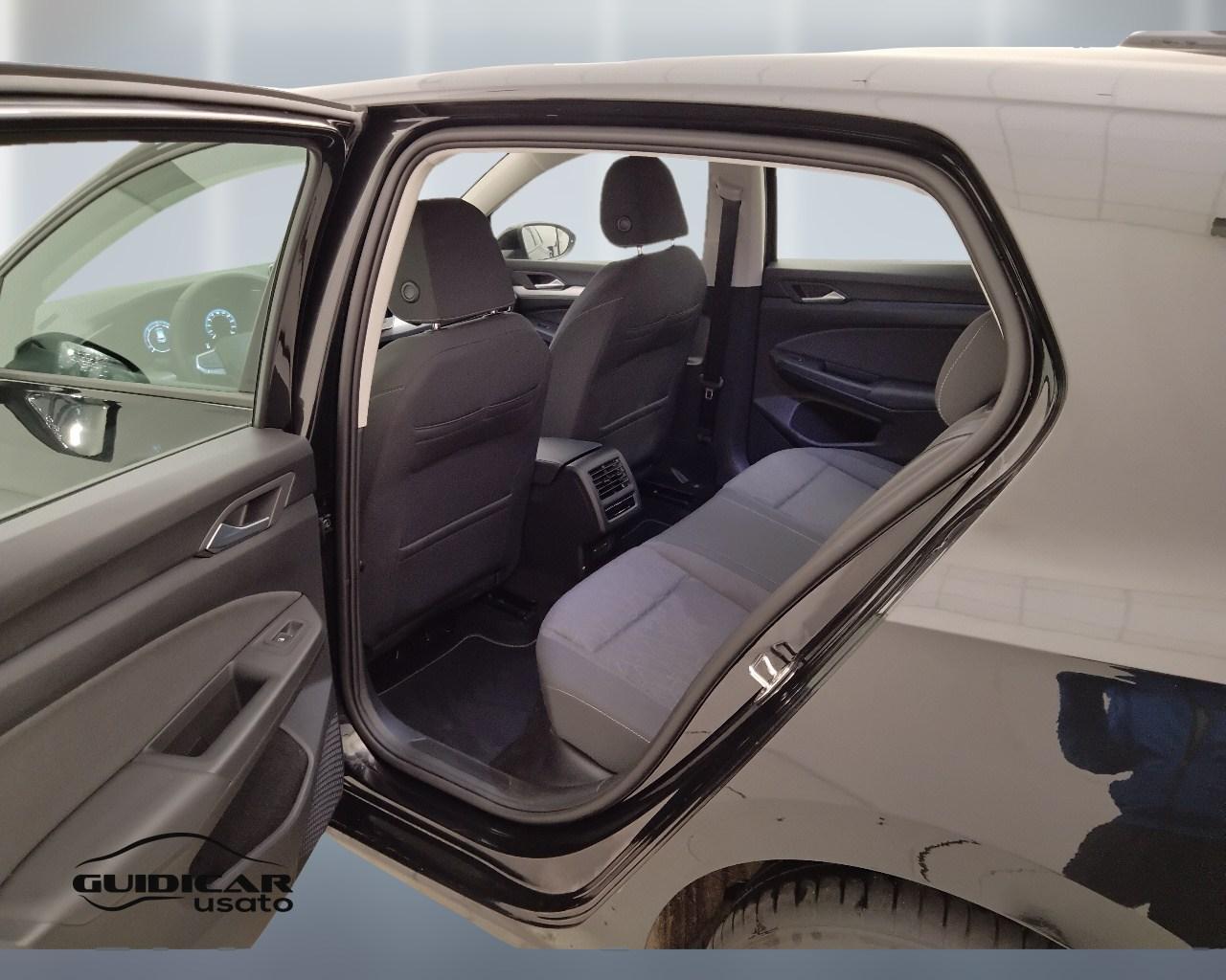 VOLKSWAGEN Golf VIII 2024 - Golf 2.0 tdi Life 115cv