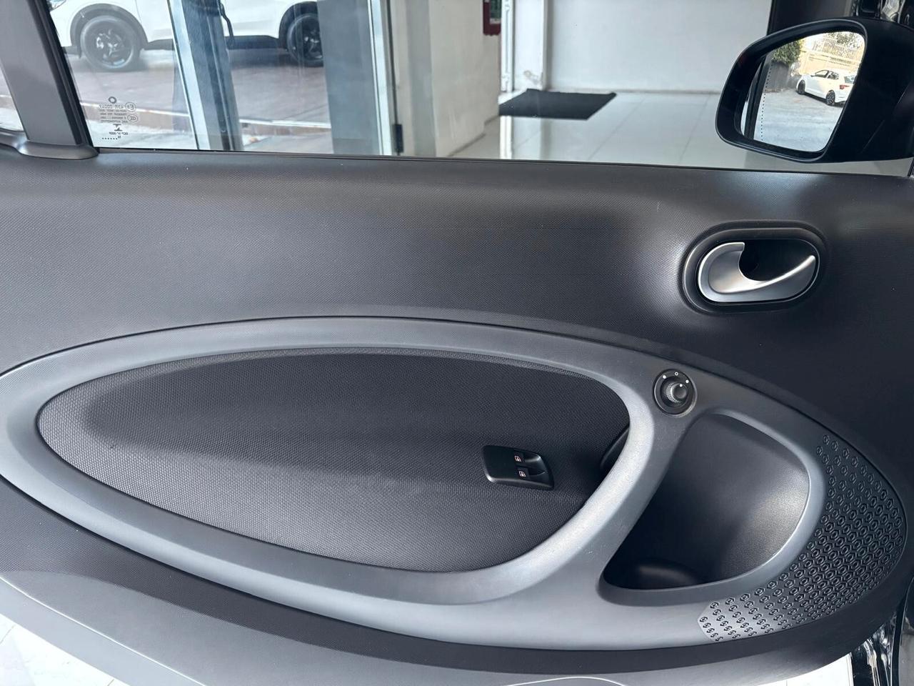 Smart ForTwo BRABUS 0.9 Turbo twinamic