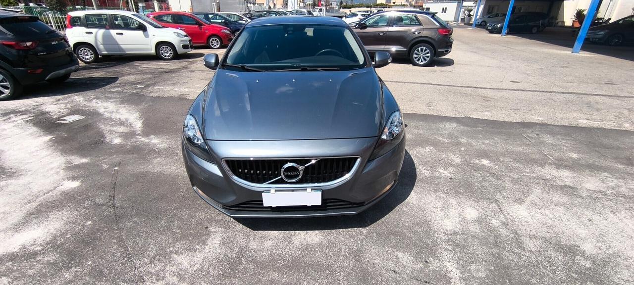 Volvo V40 D2 Geartronic Business