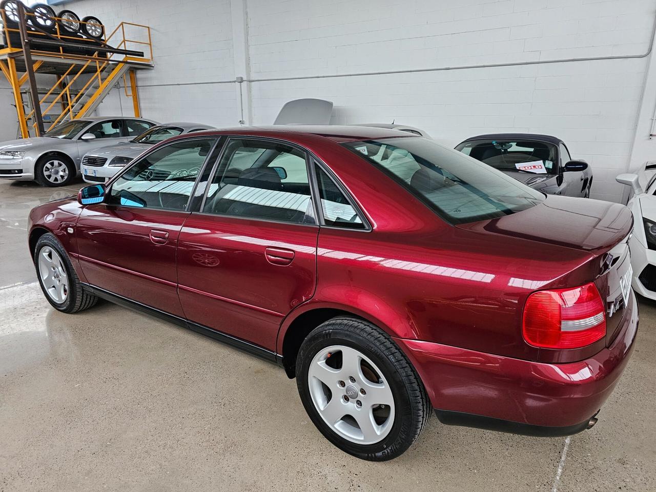 Audi A4 1.8 T 20V cat Ambiente