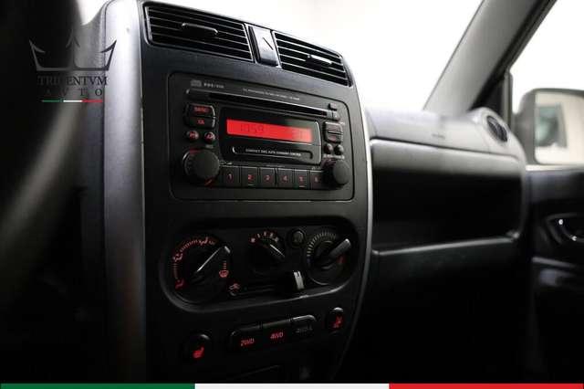 Suzuki Jimny 1.3 vvt Special 4wd E5