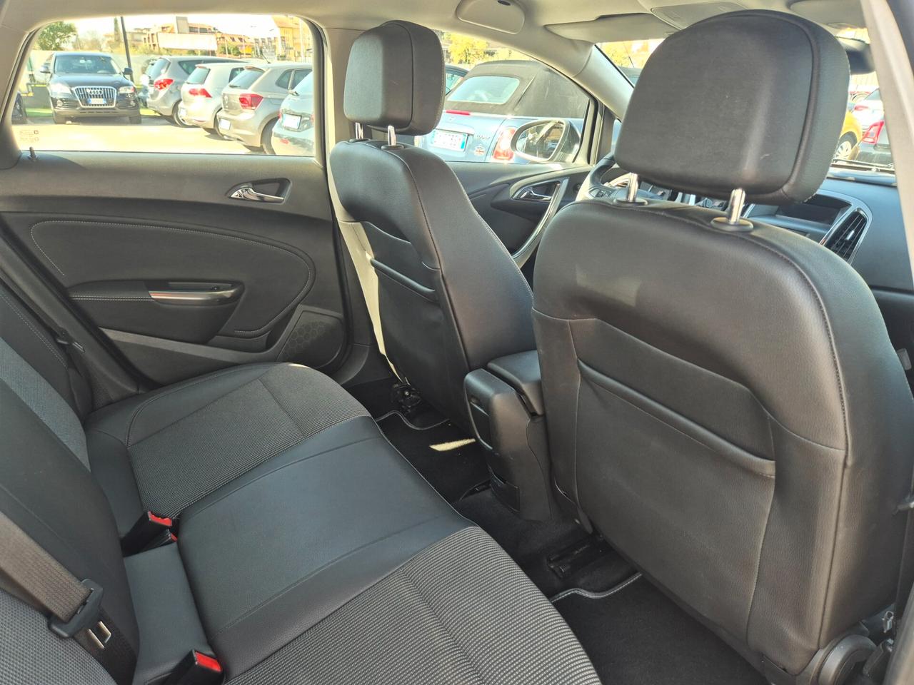 Opel Astra 1.4 Turbo 140CV 5 porte Cosmo