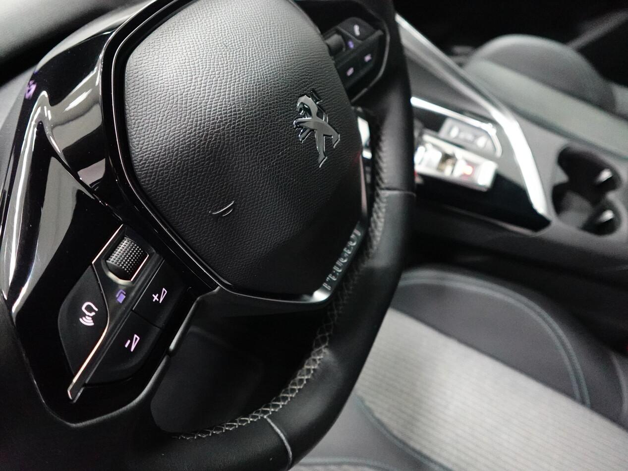 Peugeot 3008 II 1.5 BlueHDI 130 CV EAT8 A_PACK Cat. N1