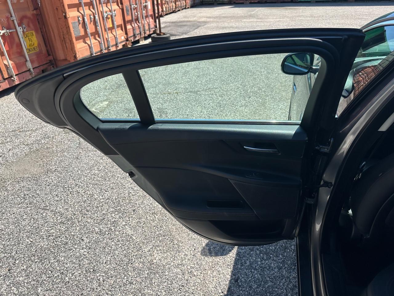 Jaguar XE 2.0 D Turbo aut. Pure PELLE NAVI