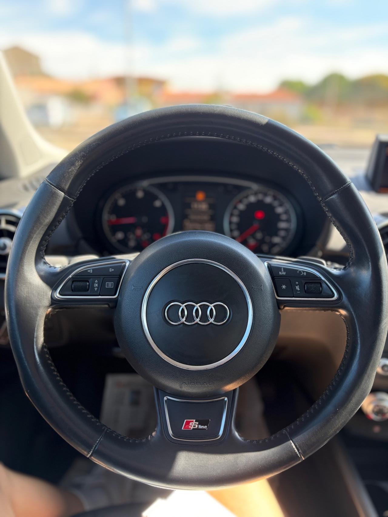 Audi A1 SPB 1.6 TDI S tronic Attraction