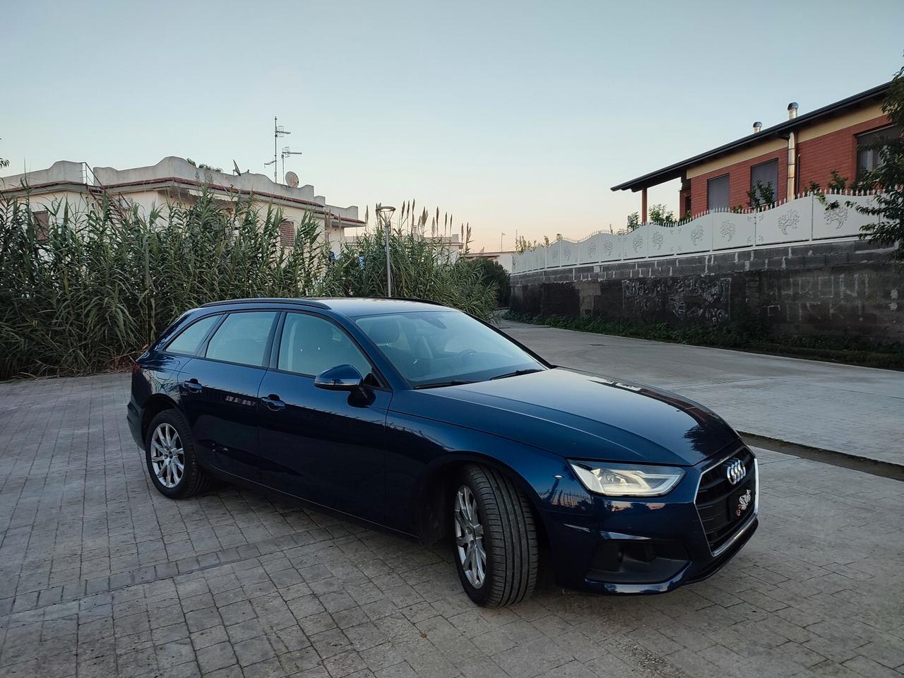 Audi A4 STW 2.0 3.5 TDI 163 CV S-TRONIC IBRIDO VEGLIA 3D