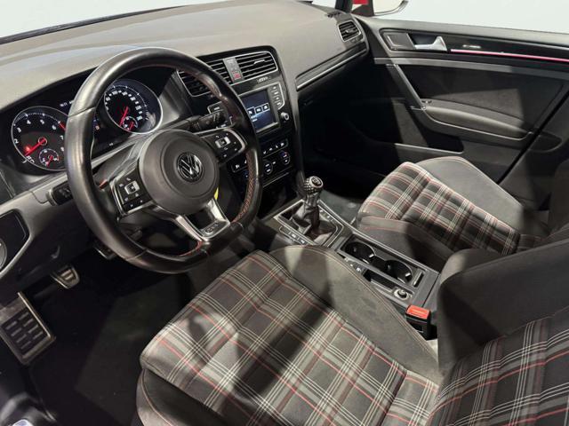 VOLKSWAGEN Golf GTI 2.0 TSI 5p. BlueMotion Technology