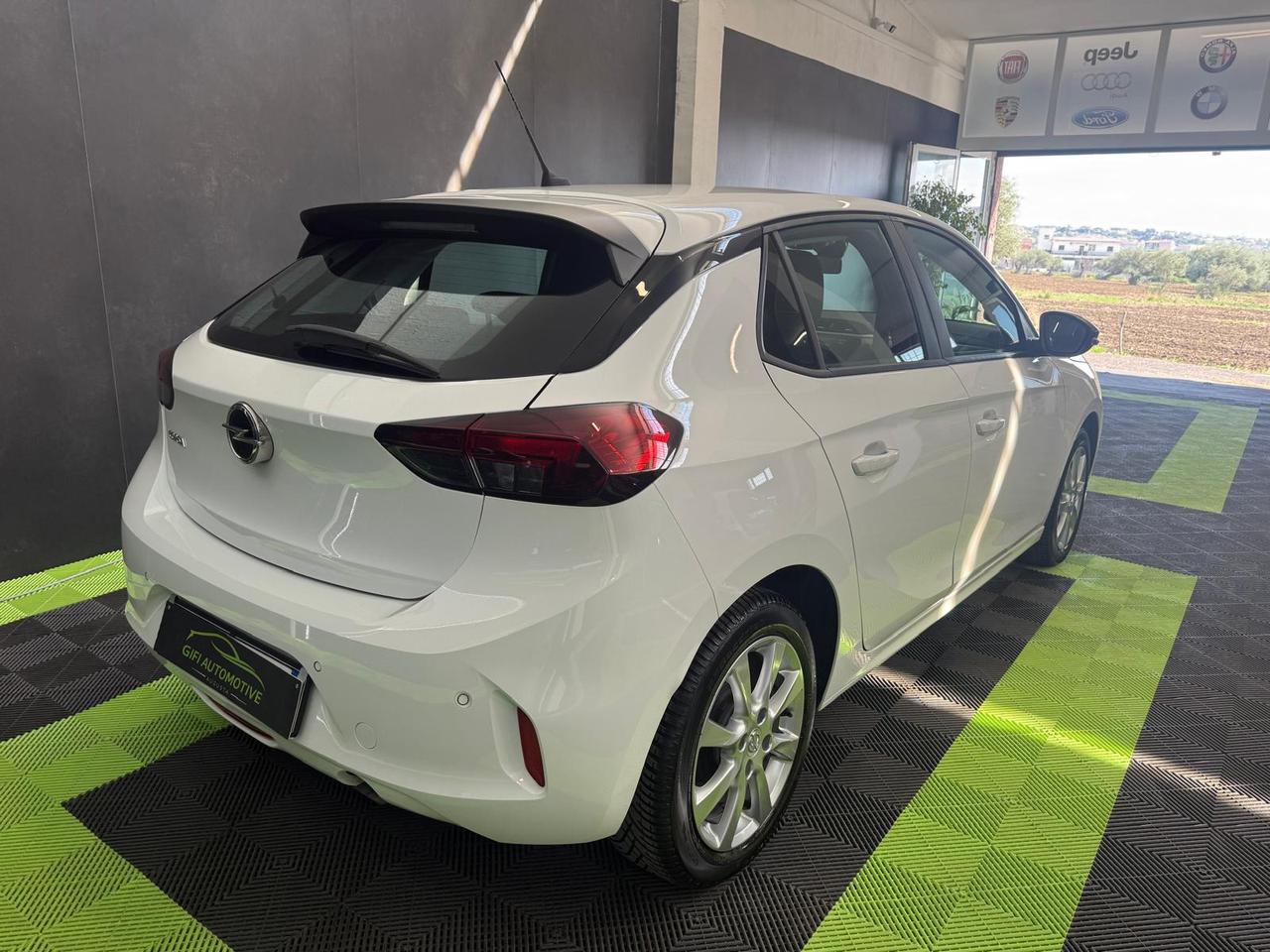 Opel Corsa 1.2 Elegance