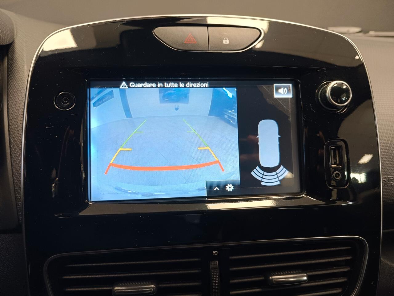 Renault Clio dCi 8V 75 CV 5 porte Moschino Life