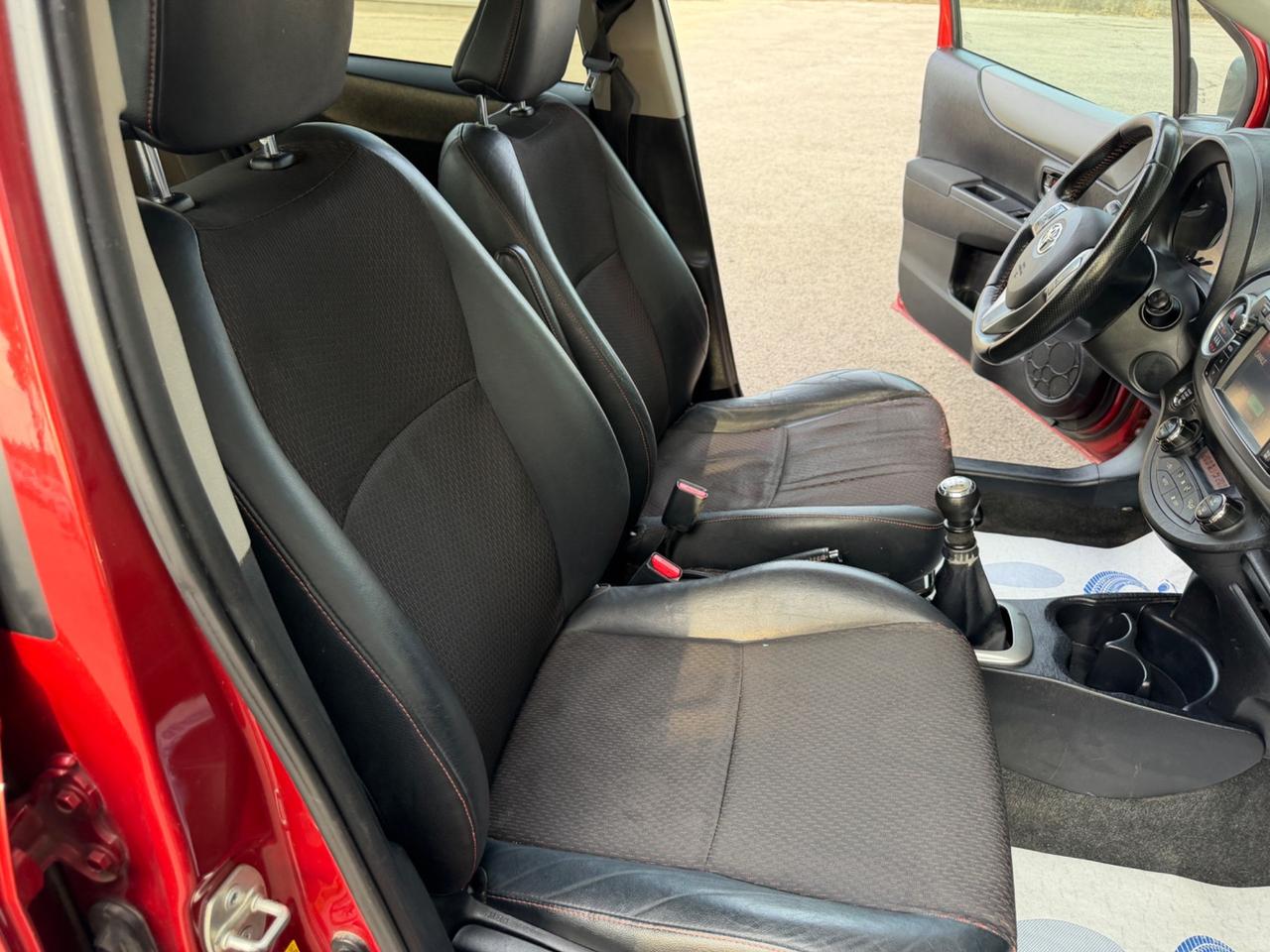 Toyota Yaris 1.3 5 porte Style