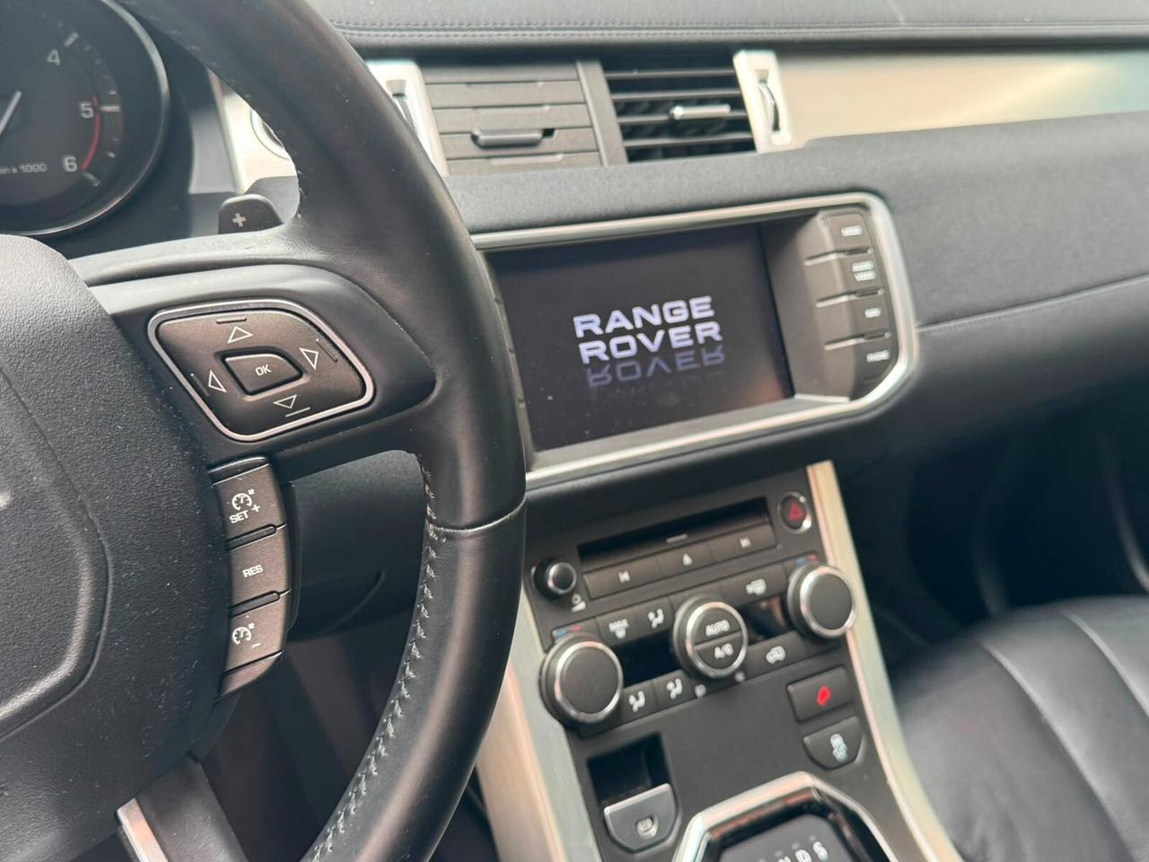 Land Rover Range Evoque 2.2 TD4 5p. Pure Tech Pack