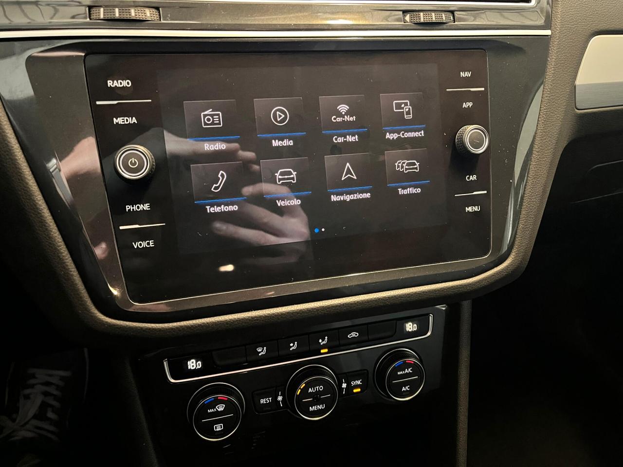 Volkswagen Tiguan 2.0 TDI SCR DSG Business BlueMotion Technology