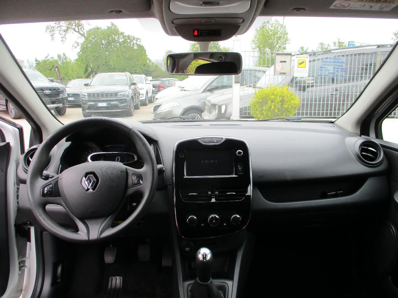 Renault Clio 5 Porte Clio 5p 1.2 Live 75cv - Ok Neopat./Navi/Bluetooth