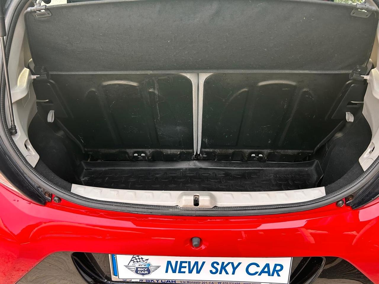 Toyota Aygo 1.0 VVT-i 69 CV x-play AUTOMATICO