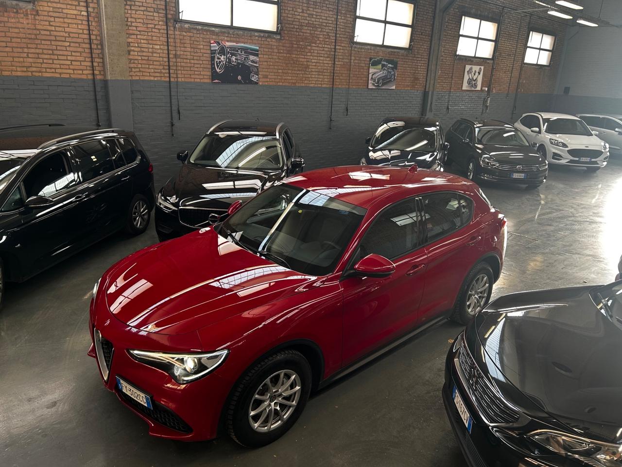 Alfa Romeo Stelvio 2.2 Turbodiesel 160 CV AT8 RWD Business