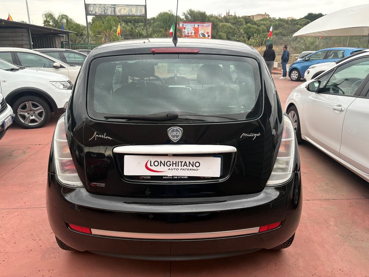 Lancia Ypsilon 1.3 MJT 75 CV Argento