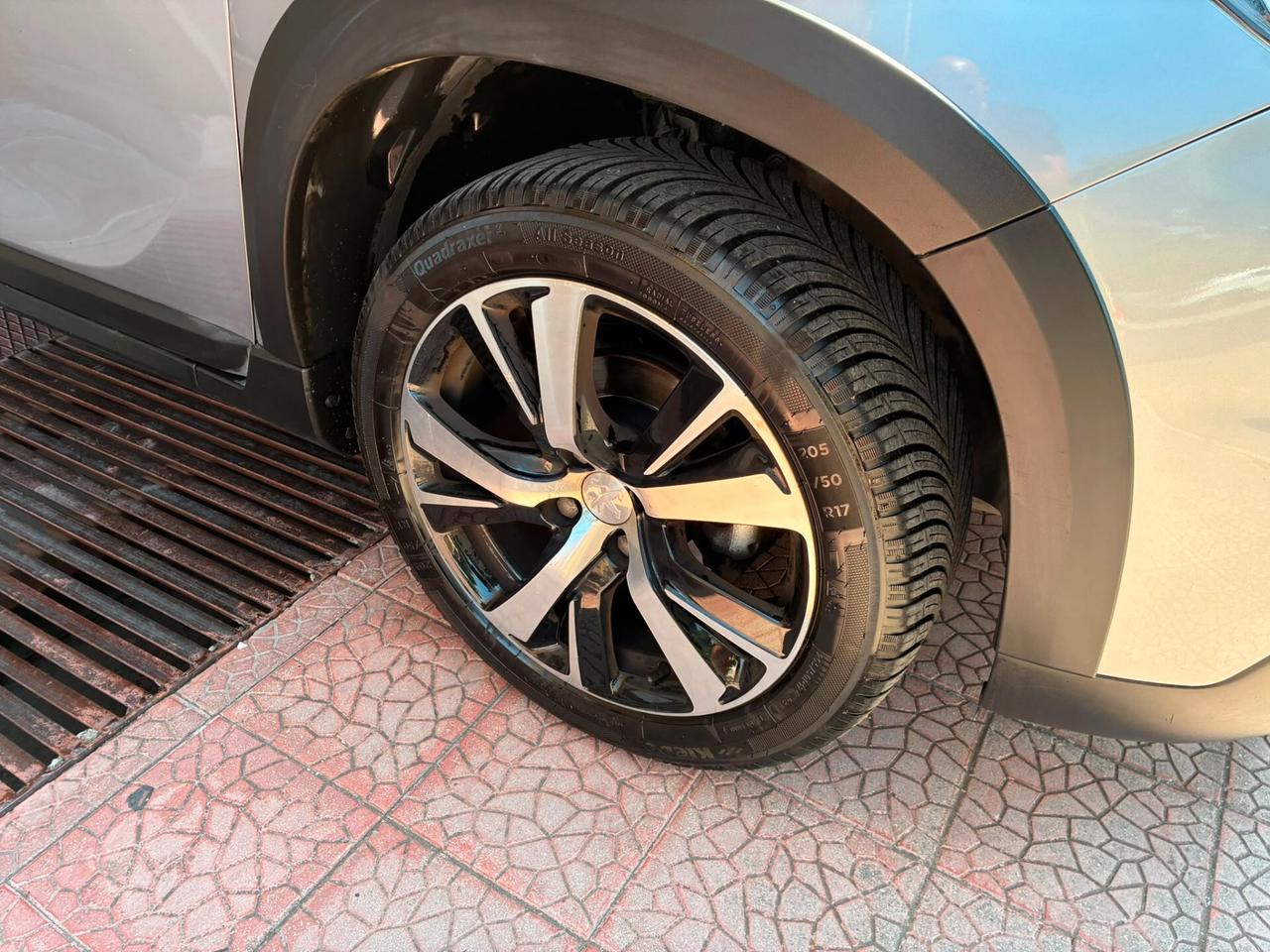 Peugeot 2008 1.6HDi GTLine perfetta-17