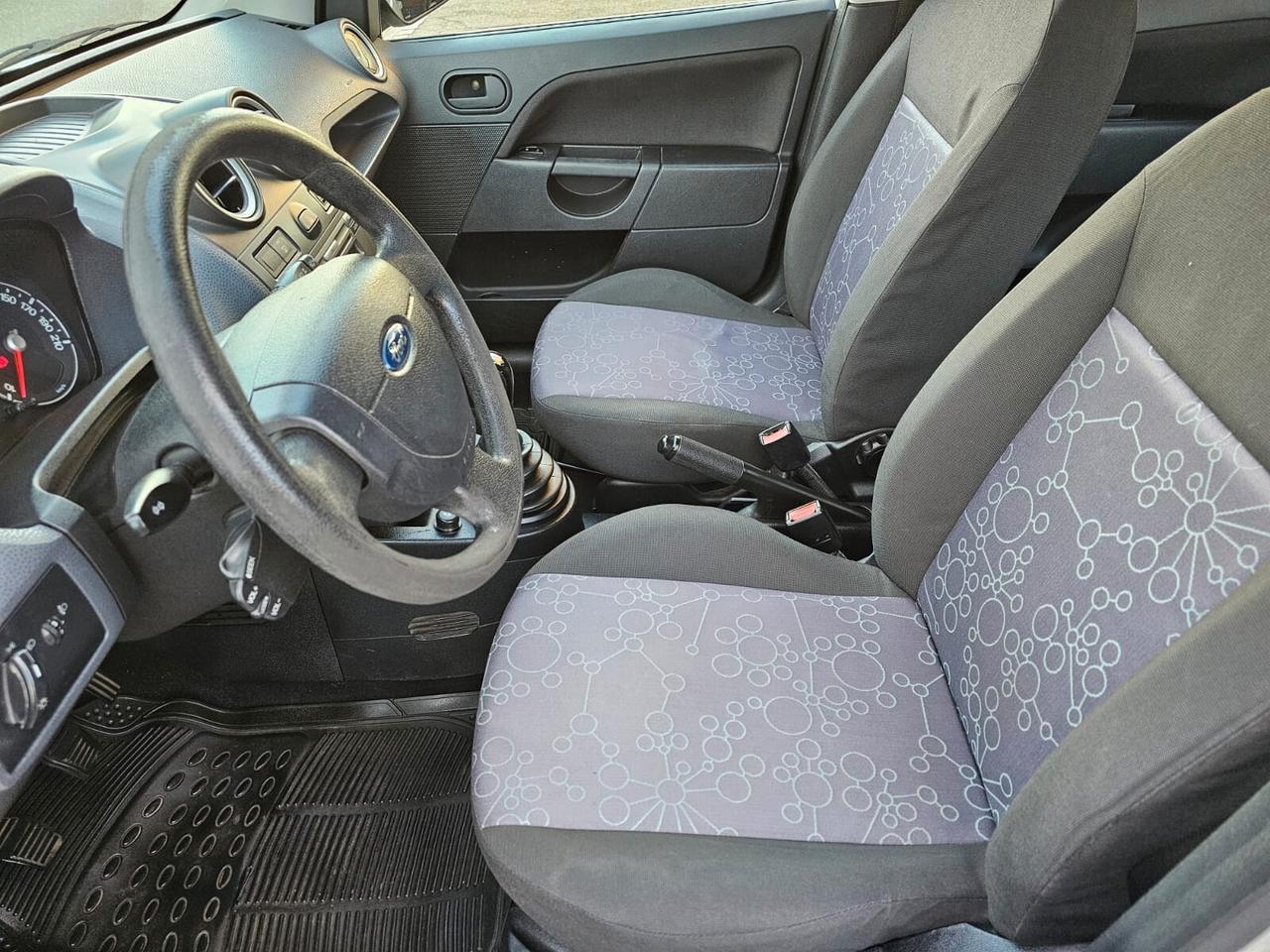 Ford Fiesta 1.2 75cv Ikon*Clima*Servosterzo*Neopatentati*