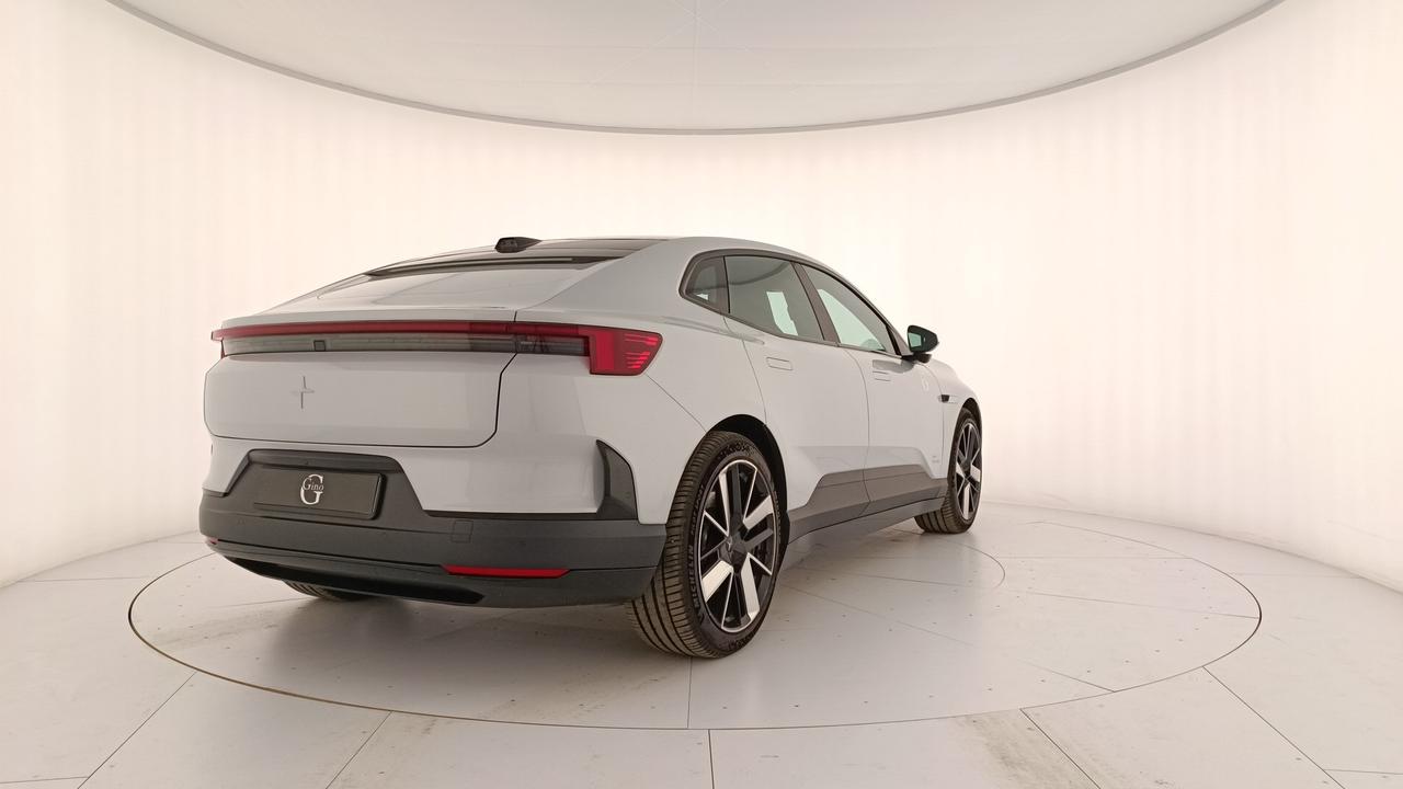 POLESTAR Polestar 4 Dual Motor