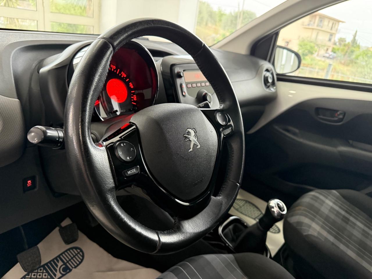 Peugeot 108 VTi 72 S&S Allure DA VETRINA2021