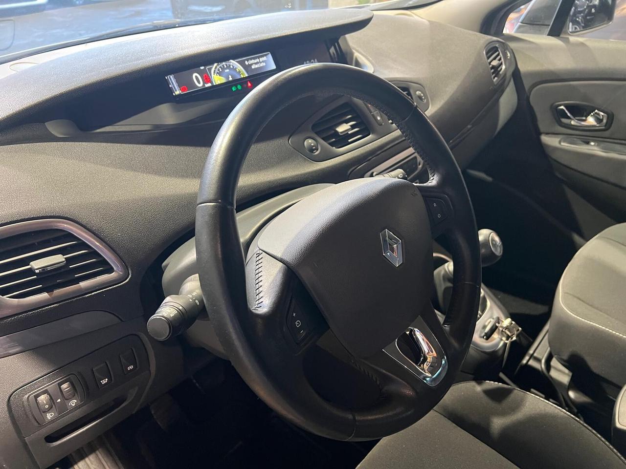 Renault Scenic XMod 1.5 dCi Limited 2015