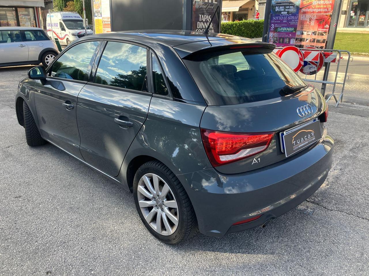 Audi A1 1.6 TDI Metal Plus #7139