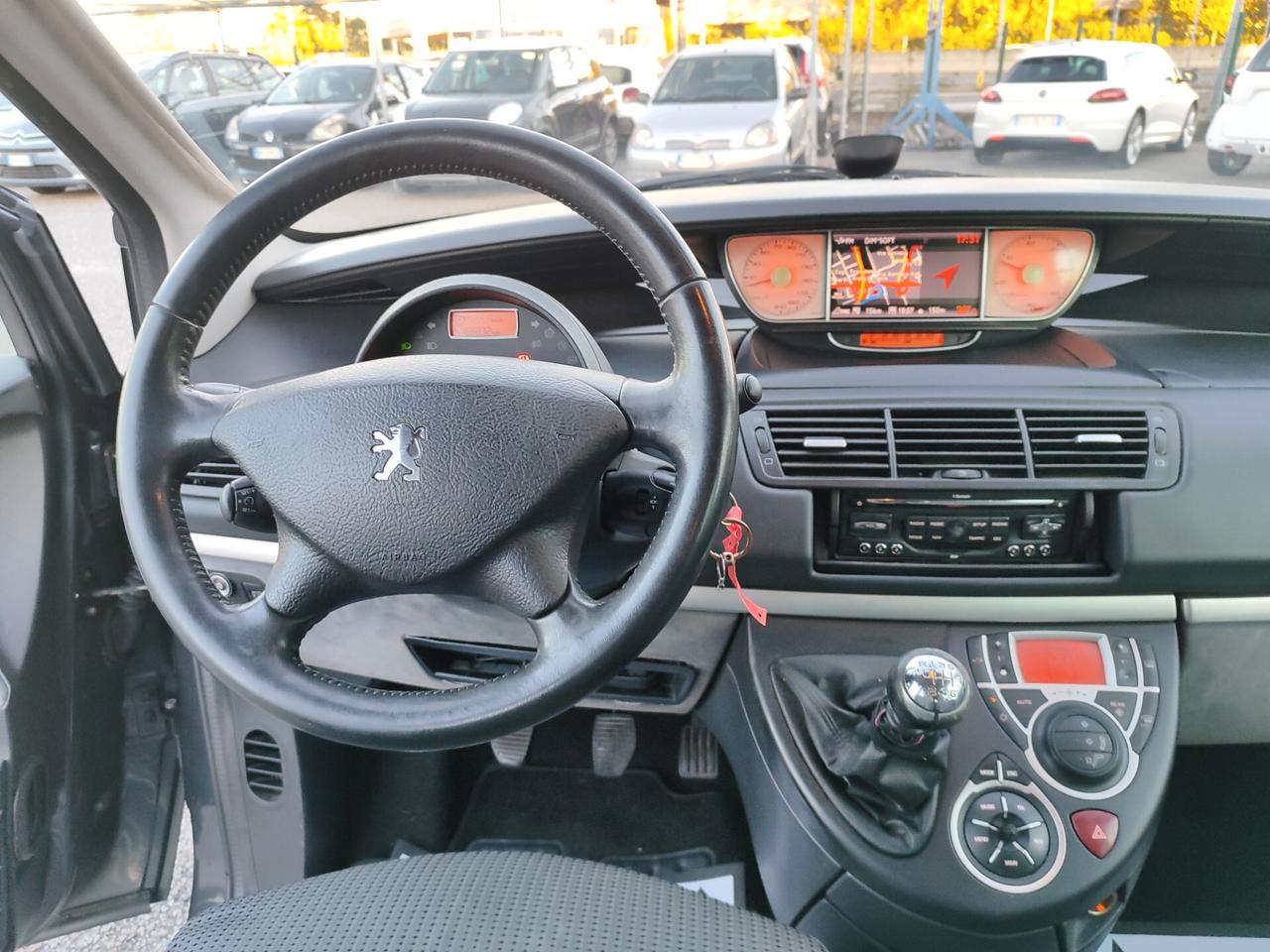 Peugeot 807 2.0 HDi 136CV Active 7 posti