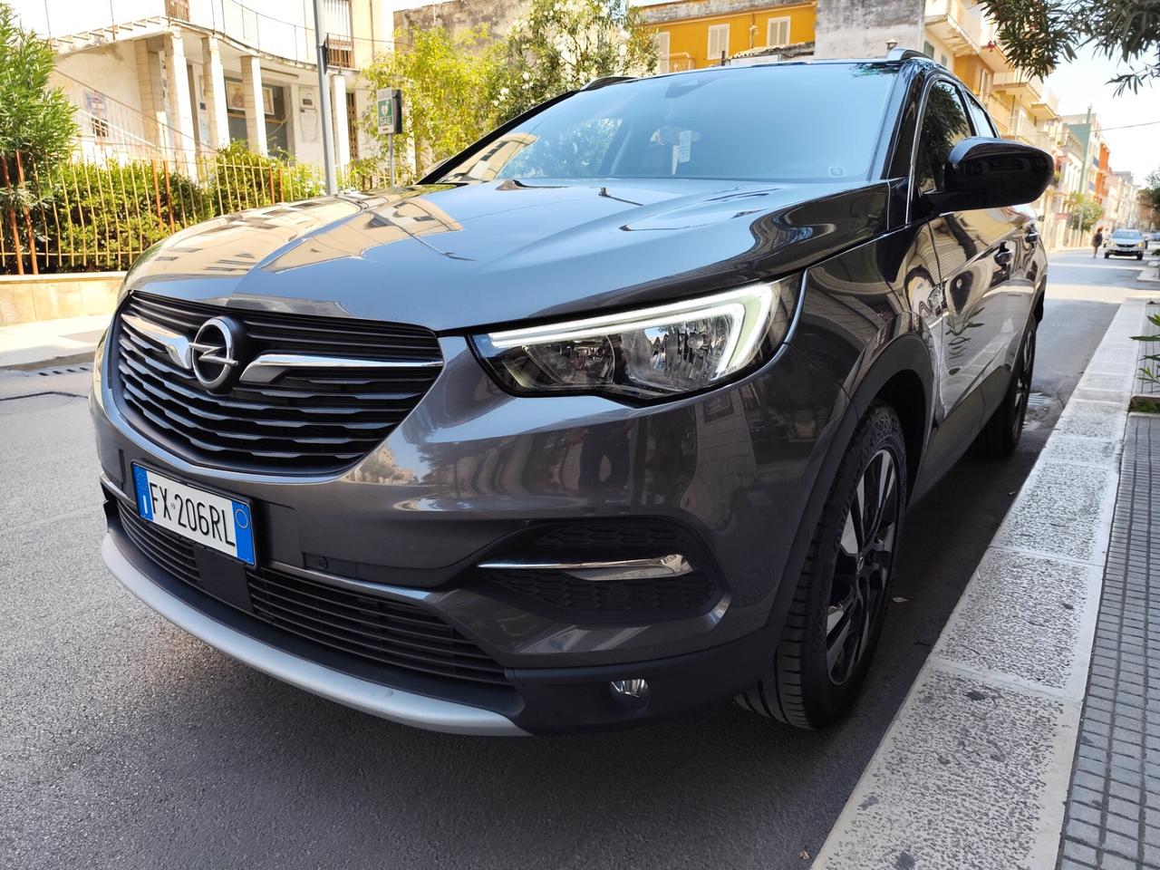 Opel Grandland X 1.5 diesel Ecotec 130CV PERFETTA