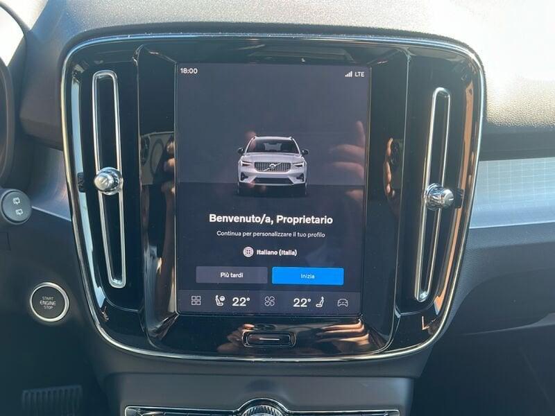 Volvo XC40 B3 MHEV Plus Black Edition aut
