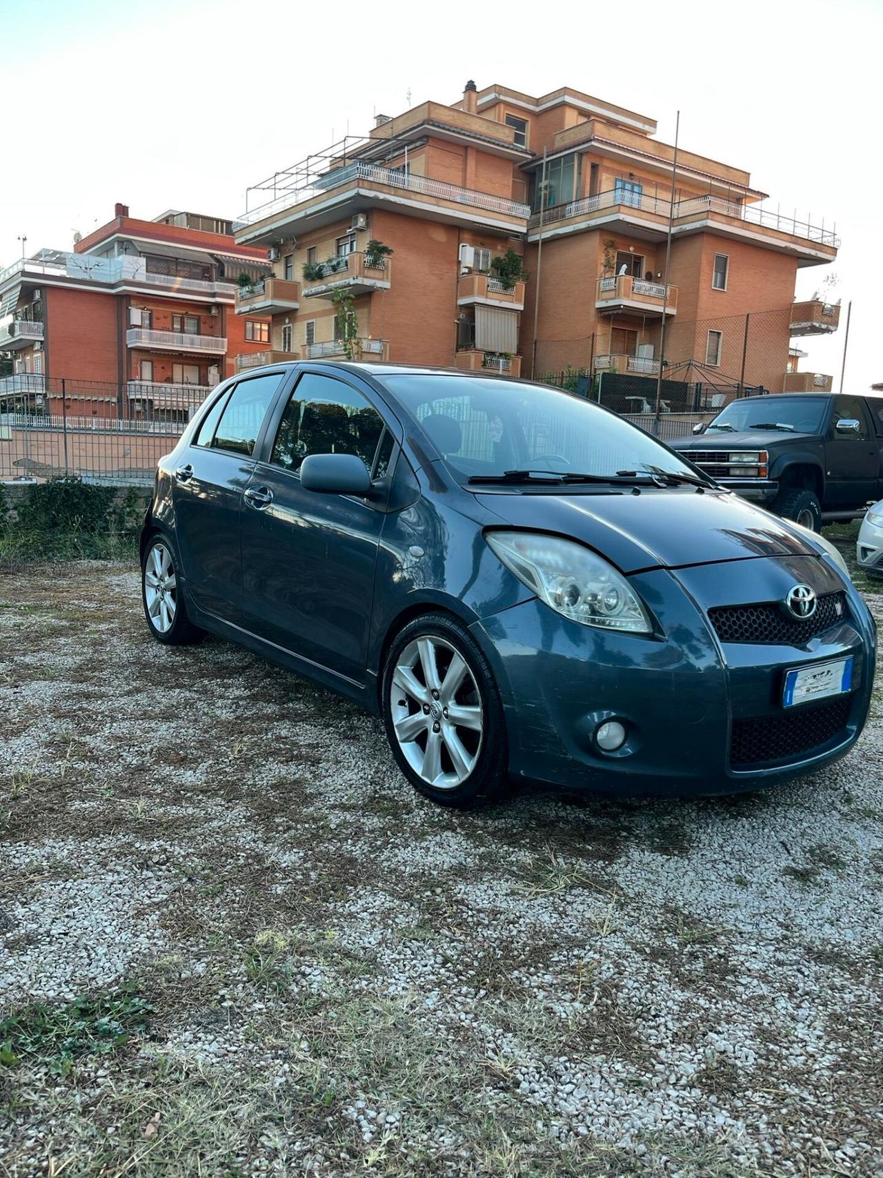 Toyota Yaris 1.8 5 porte TS GPL