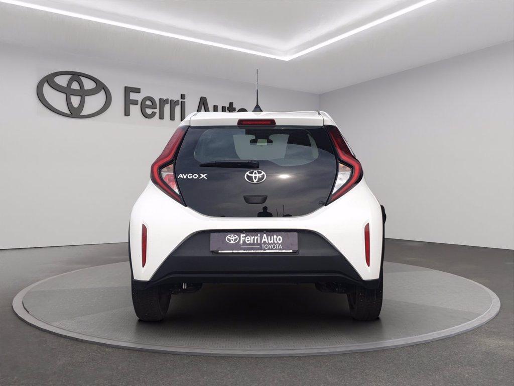 TOYOTA Aygo x 1.0 active 72cv s-cvt del 2022