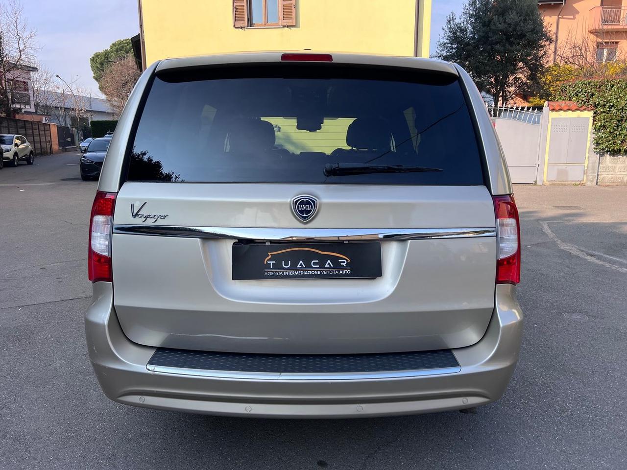 Lancia Voyager 2.8 D Platinum #9528