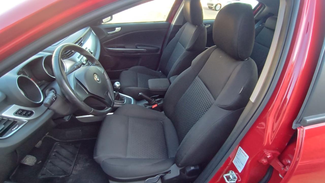 Alfa Romeo Giulietta 1.6 JTDm pari al nuovo 25000km