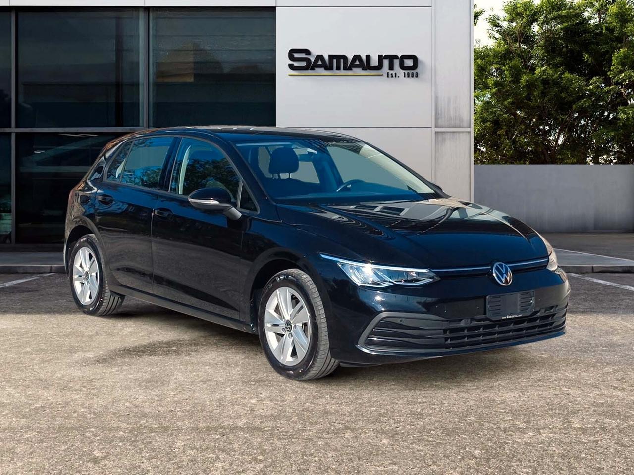 Volkswagen Golf 2.0 TDI 115 CV SCR Life 48.500 KM Certificati! - LED, Navi, FULL!