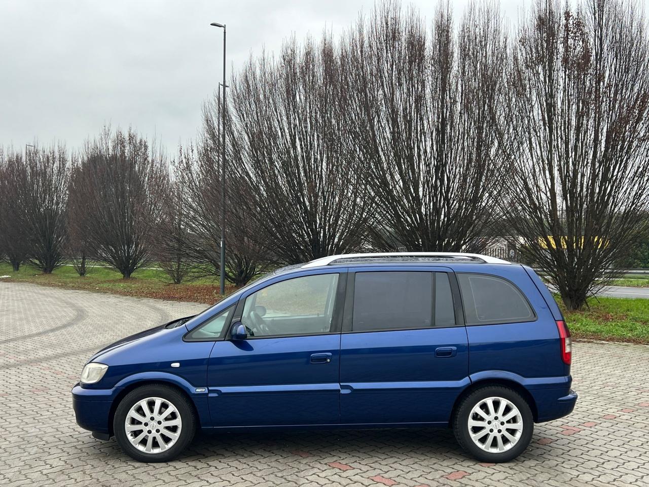 Opel Zafira 2.0 16V DTI cat Elegance