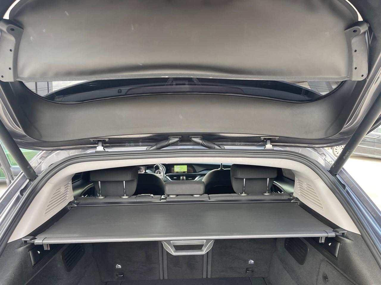 Alfa Romeo Stelvio 2.2 Turbodiesel 180 CV AT8 Q4 Business