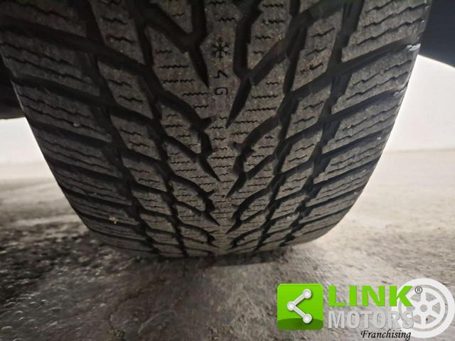 BMW 318 d Touring Business Advantage aut. GARANZIA