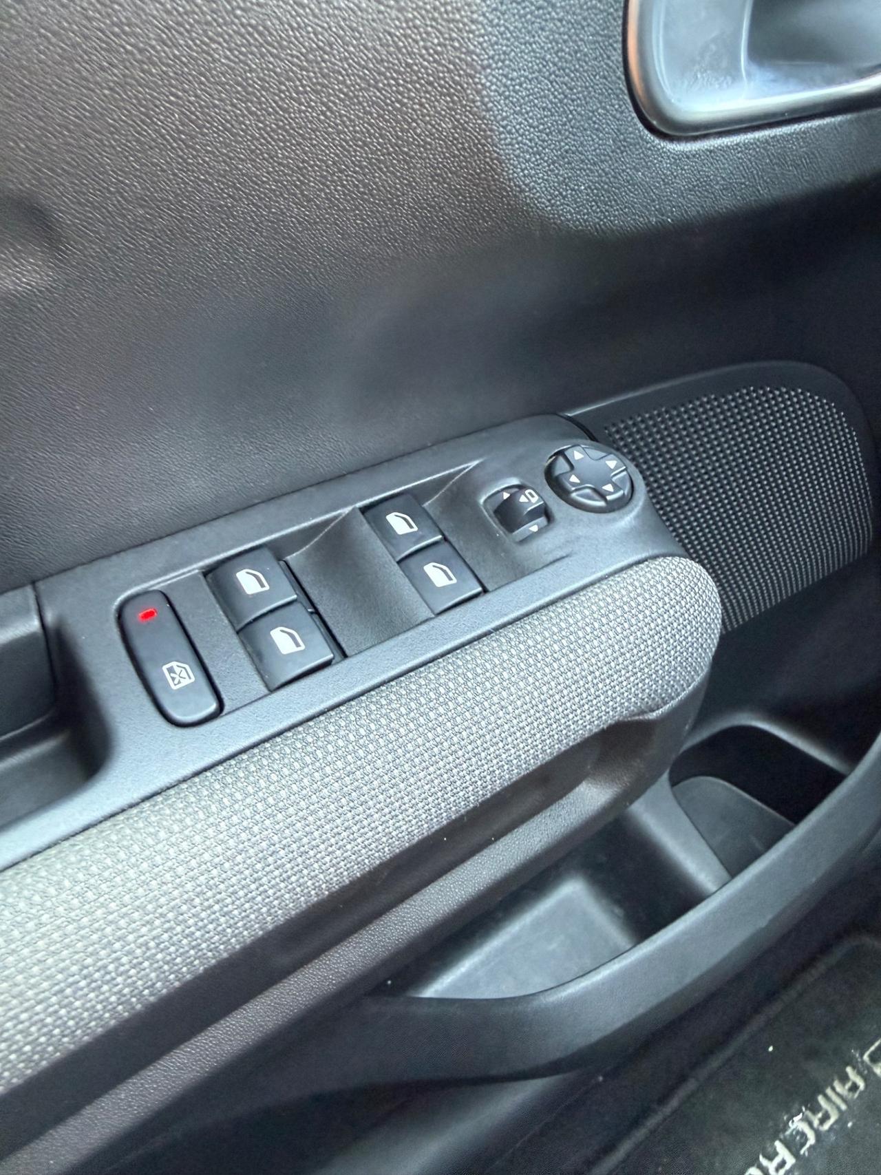 Citroen C3 Aircross BlueHDi 120 S&S EAT6 Shine Pack