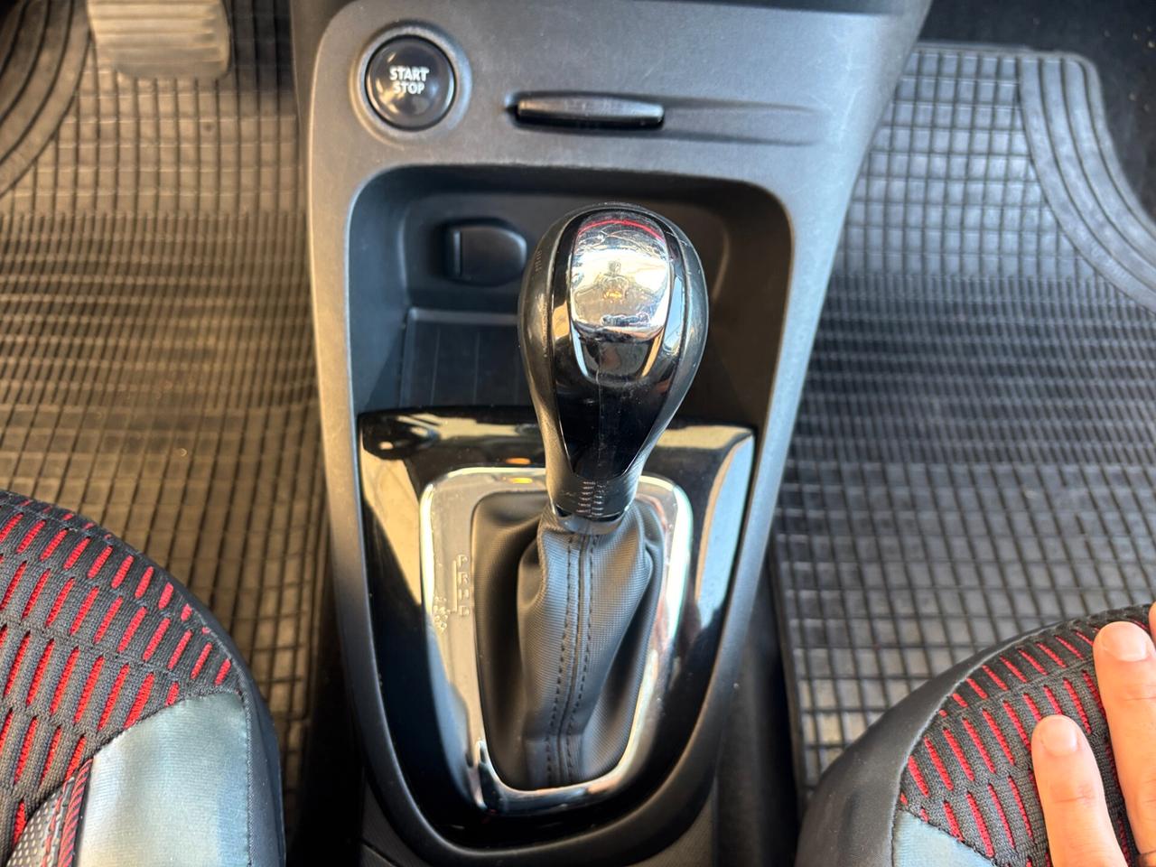 Renault Captur 1.5 dCi 90 CV EDC Project Runway