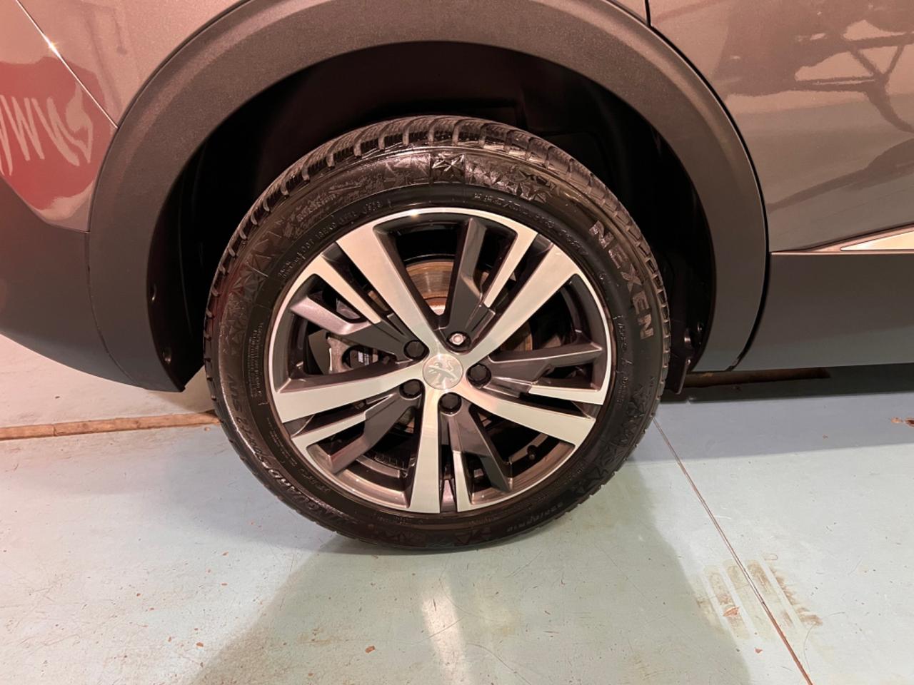 Peugeot 5008 BlueHDi 130 S&S EAT8 Allure