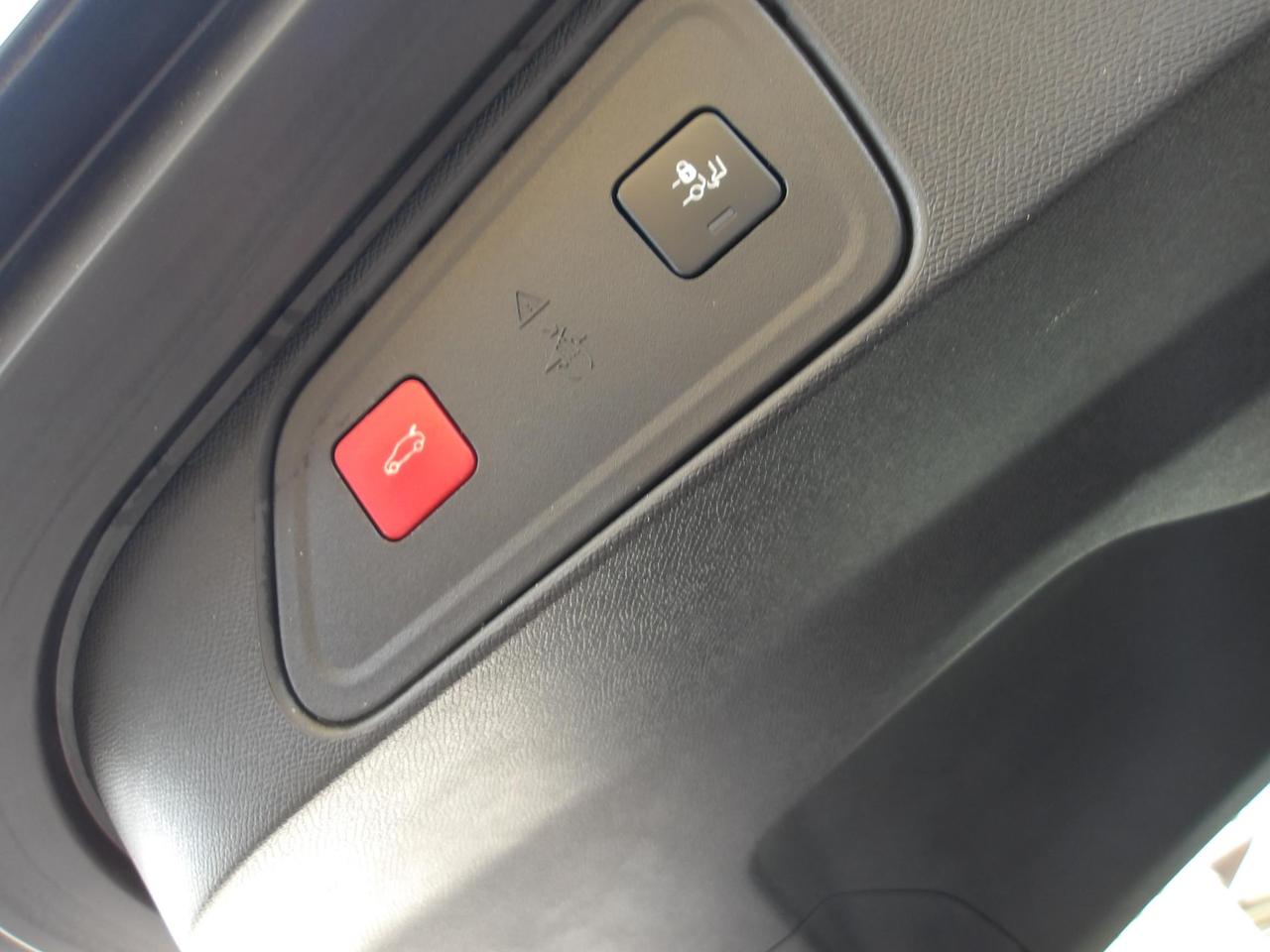 Peugeot 3008 3008 1.5 bluehdi Allure s&s 130cv