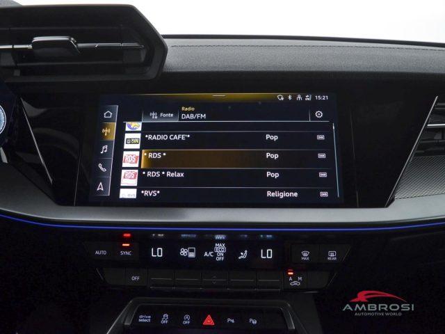 AUDI A3 40 TDI quattro S tronic S line edition